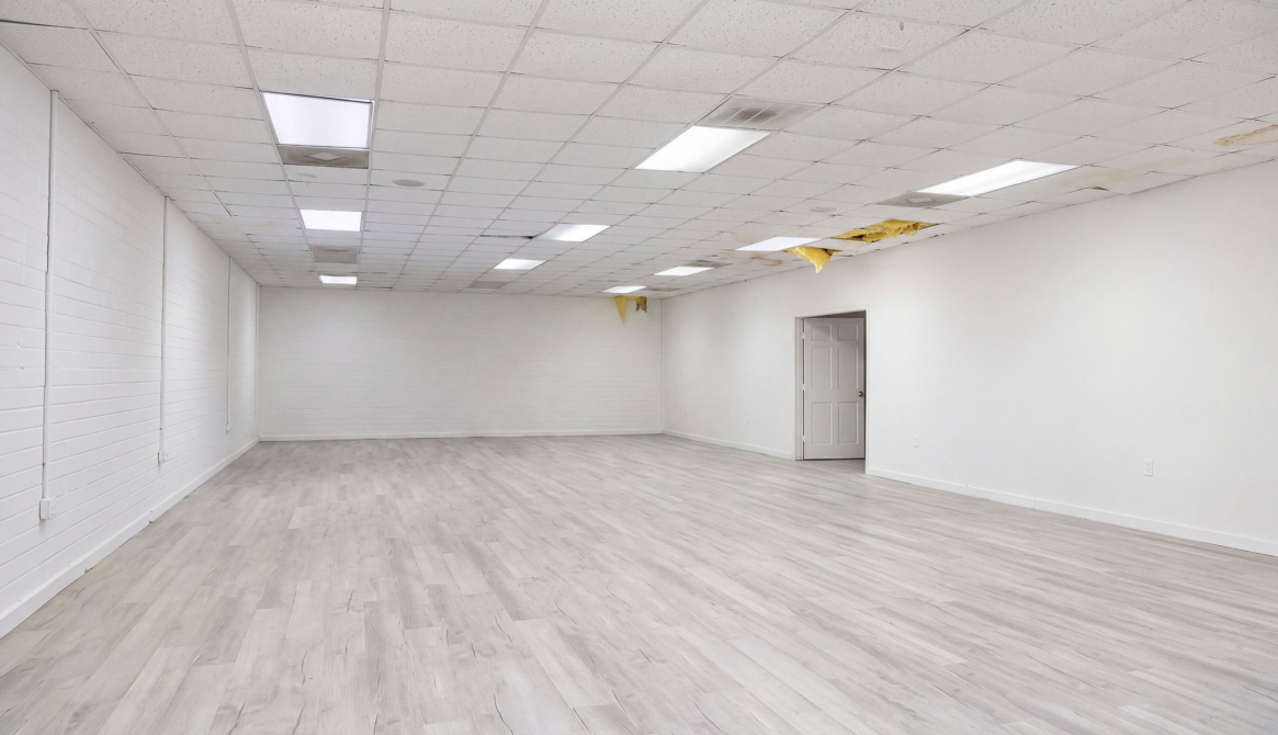 1225 W Market Center13 FINAL13