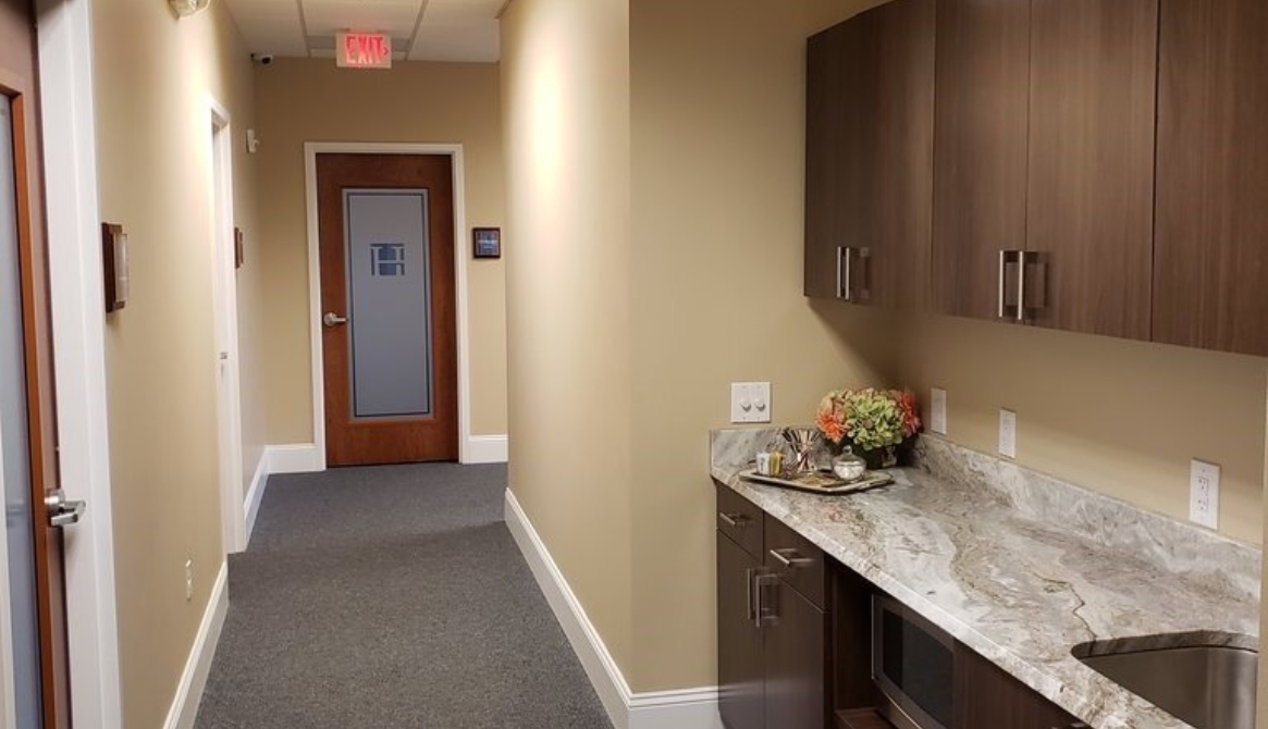 7733 Ballantyne Inside
