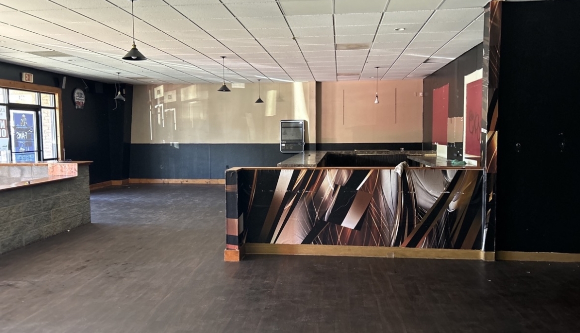 D122871d 4dd6 4d72 a47d b7e25928a258